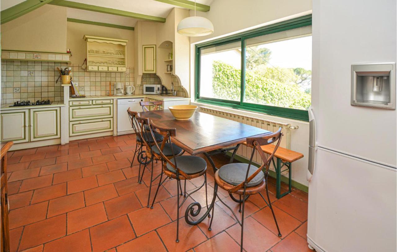 Cozy Home In Sete With Outdoor Swimming Pool Luaran gambar